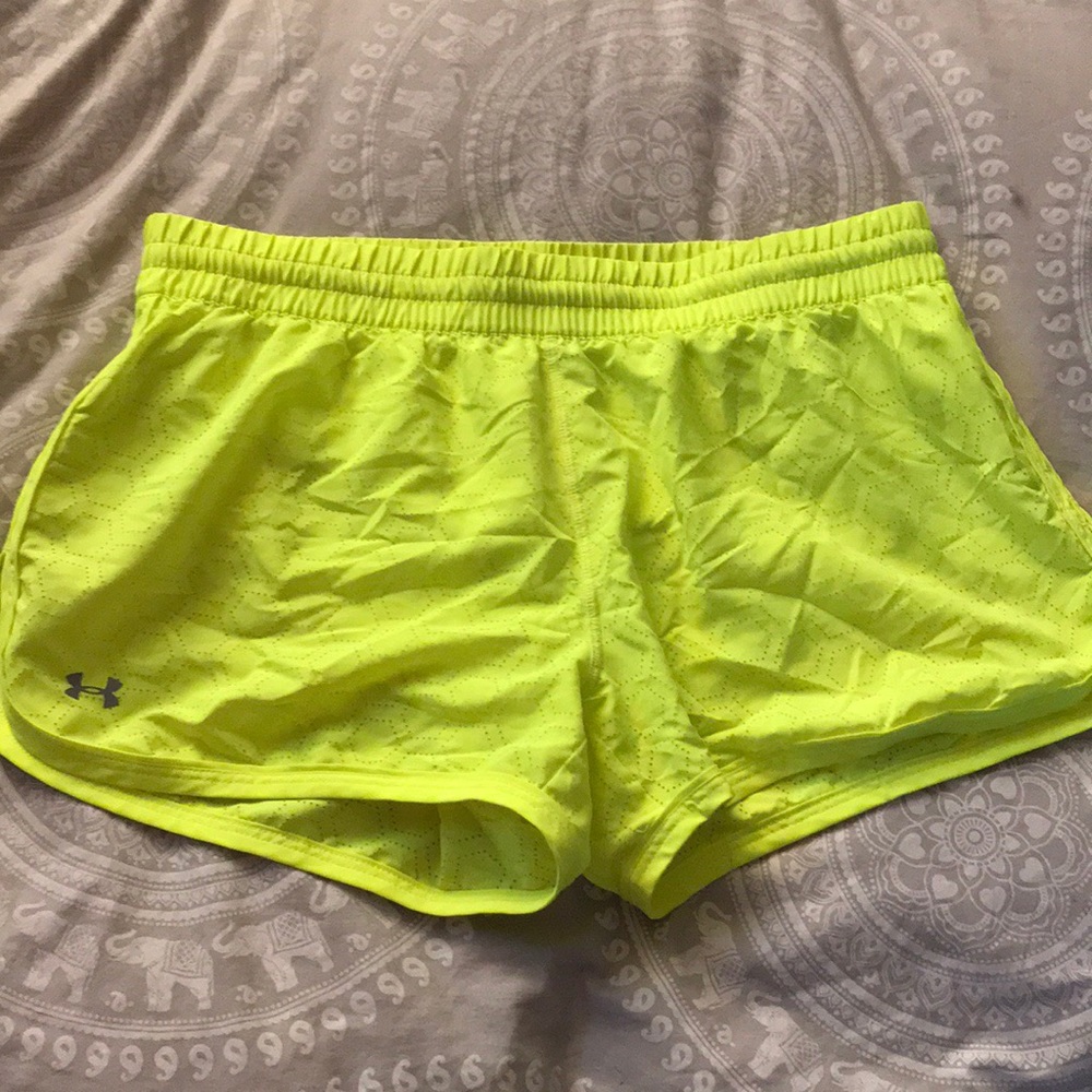 NWOT Under Armour shorts
